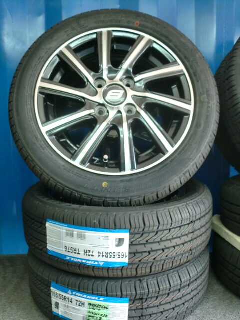 Tirebox Sendai 4本価格 軽自動車など トライアングル Tr978 14 4 5j 44 100 4h 海外製未使用 タイヤと中古ホイールのセット品 ホイール傷 腐食あり