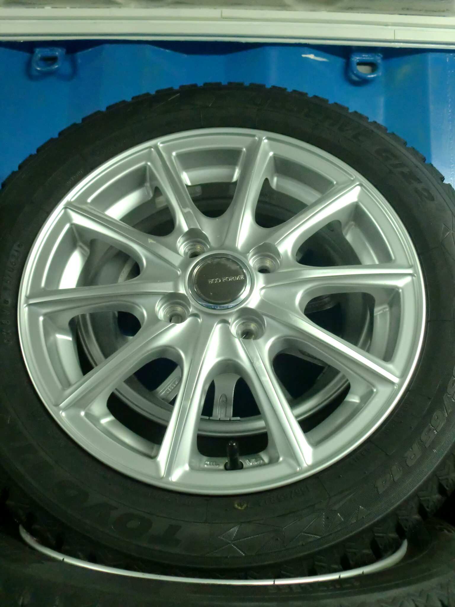 Tirebox Sendai 4本価格 軽自動車など 155 65r14 トーヨー Giz2 21年製 スタッドレスタイヤ タイヤ未使用 ホイール中古 14x4 5j 42 100 4穴 Tirebox Sendai 4本価格 軽自動車など 155 65r14 トーヨー Giz2 21年製 スタッドレスタイヤ タイヤ未使用 ホイール中古 14x4 5j 42 100 4穴