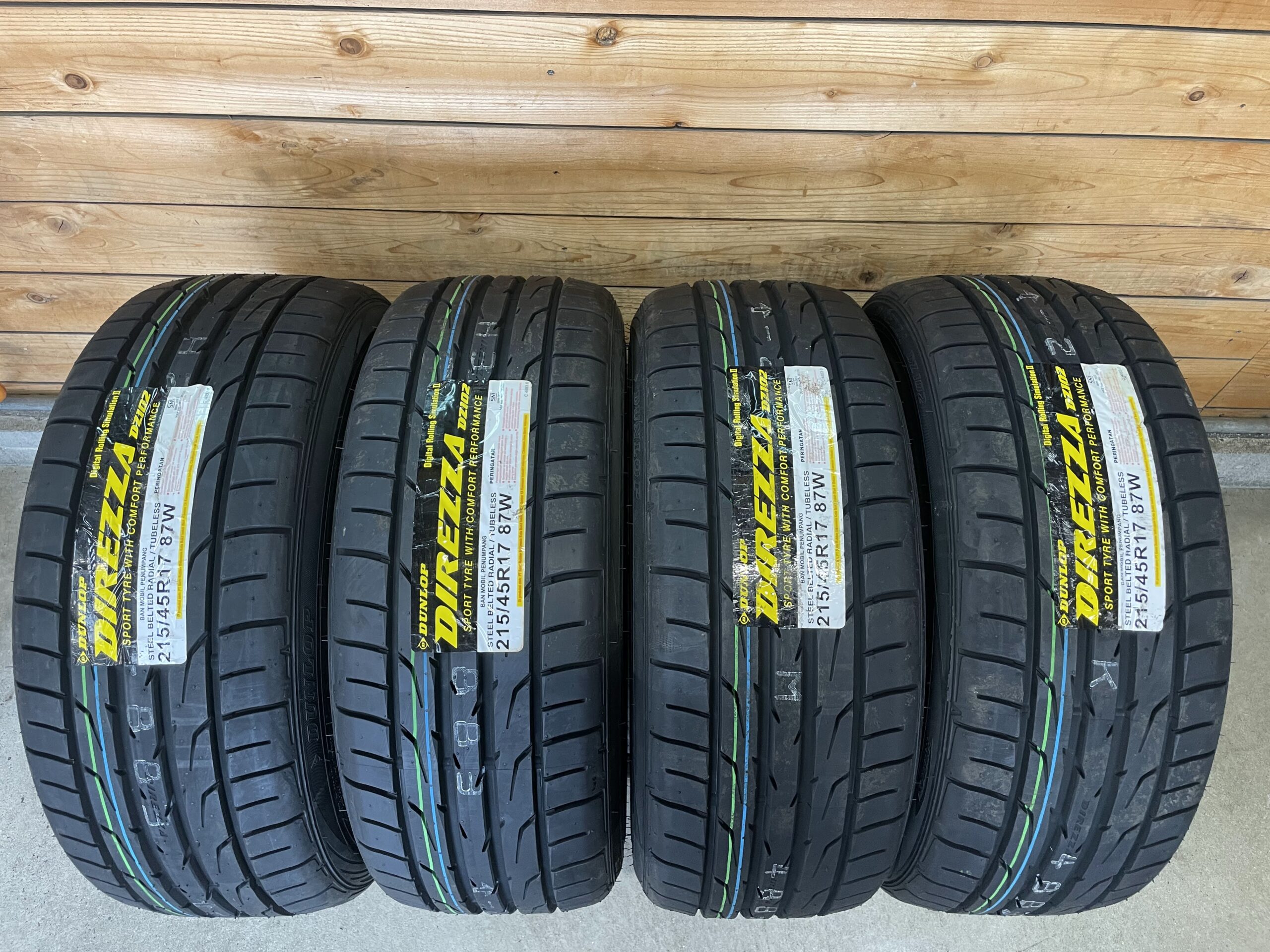 DUNLOP ダンロップ ディレッツァ DZ102 215/45R17 91W XL タイヤ単品1 ...